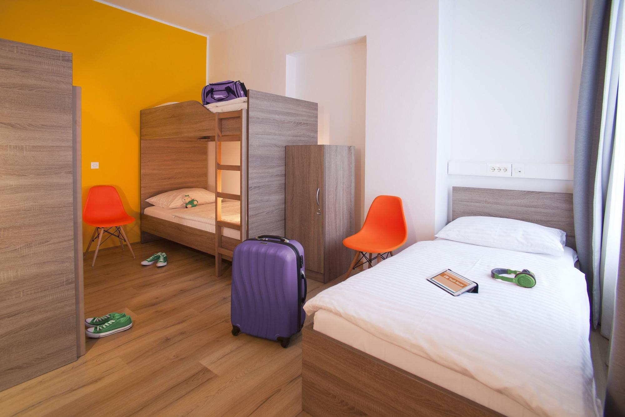 B&B Hotel Maribor Uni Hostel ภายนอก รูปภาพ