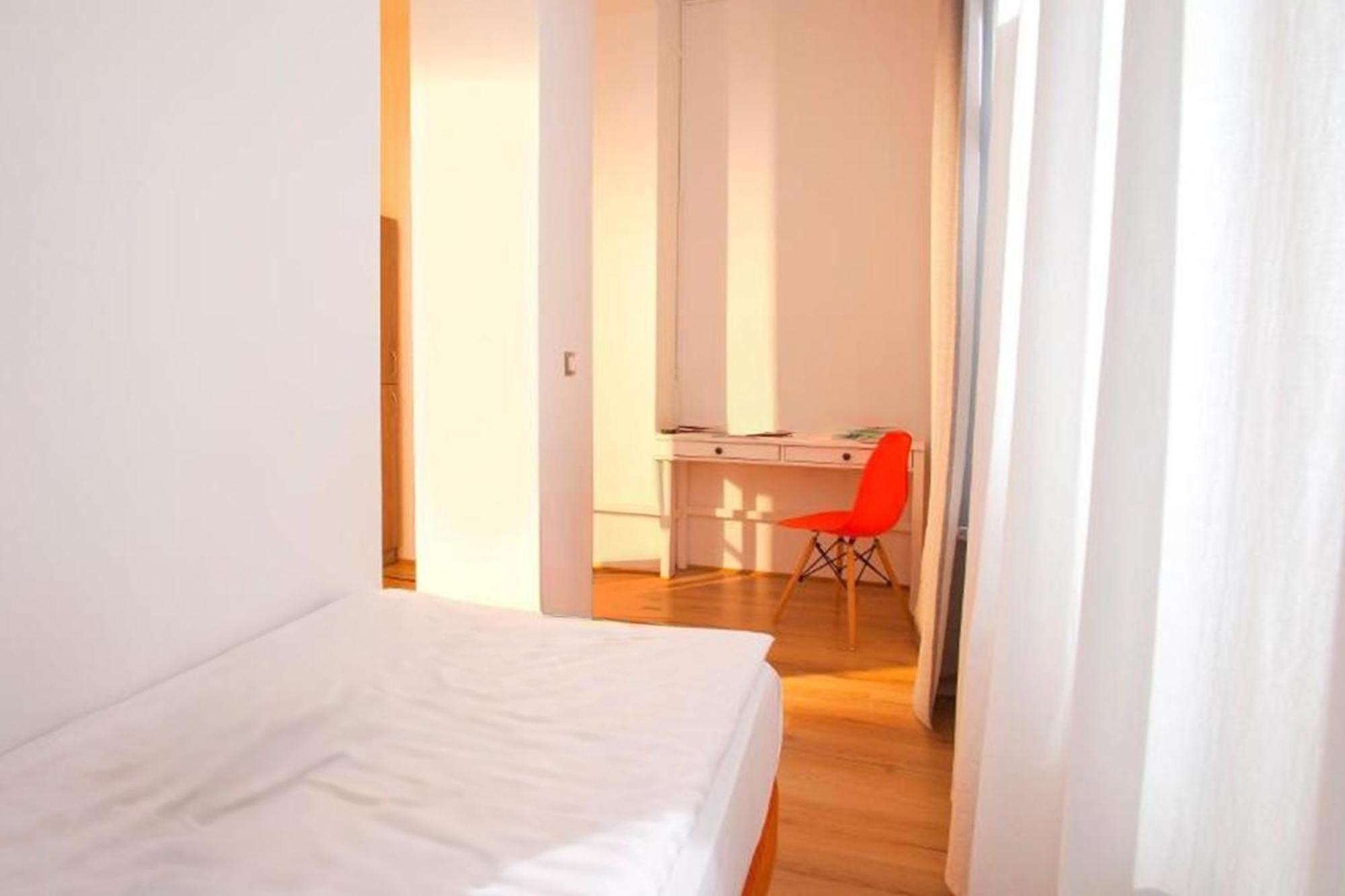 B&B Hotel Maribor Uni Hostel ภายนอก รูปภาพ