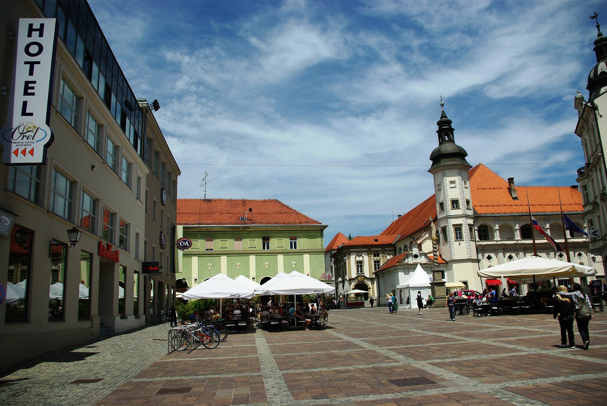 B&B Hotel Maribor Uni Hostel ภายนอก รูปภาพ